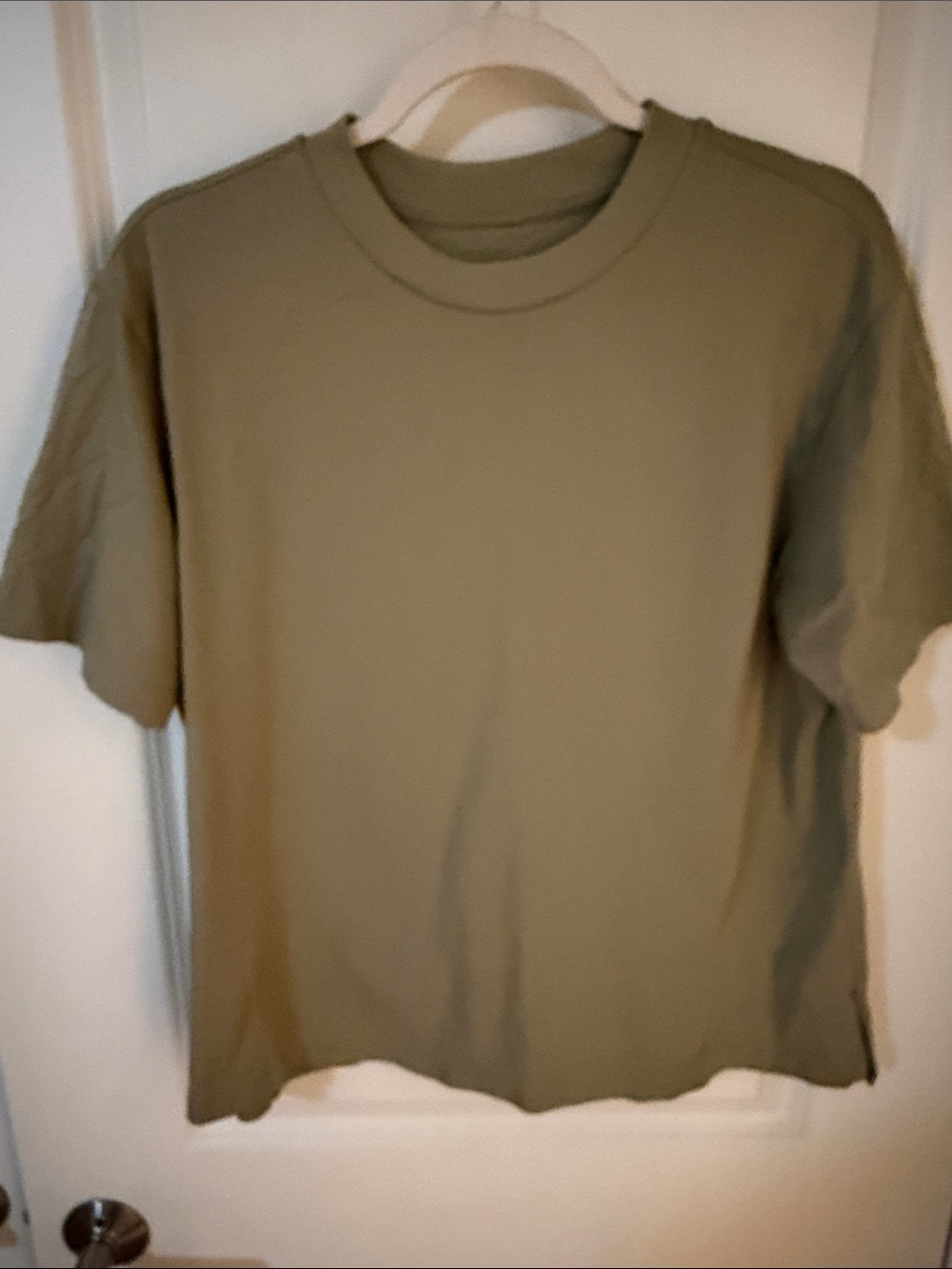 Uniqlo AIRism Crewneck Tee in Olive Green